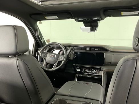 Used 2025 GMC Sierra 3500 AT4 w/ AT4 Premium Plus Package image 16