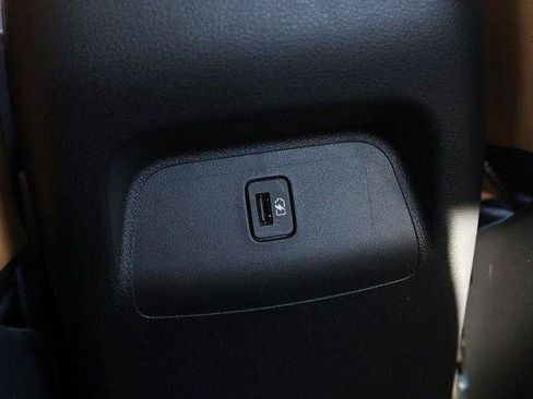 Used 2024 Nissan Sentra SV w/ SV Premium Package FWD image 21