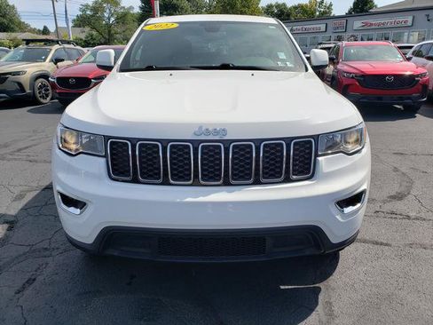 Used 2022 Jeep Grand Cherokee Laredo X AWD/4WD image 9