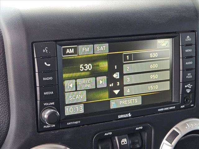 Used 2014 Jeep Wrangler Unlimited Sahara w/ Connectivity Group AWD/4WD image 11