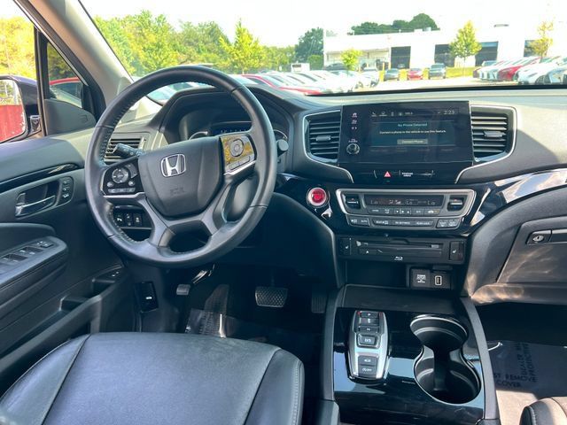 Used 2022 Honda Pilot Touring image 15