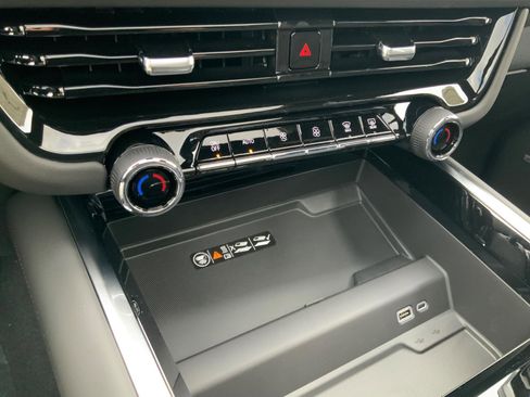 New 2026 Chevrolet Tahoe RST image 25