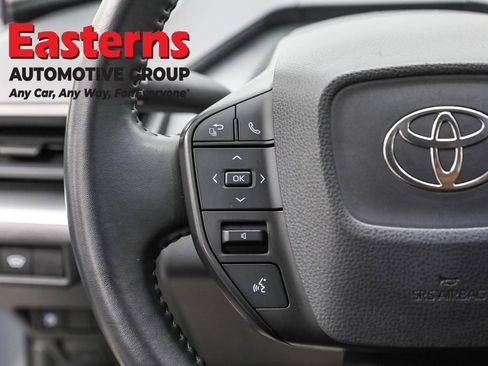 Used 2024 Toyota Prius LE image 15