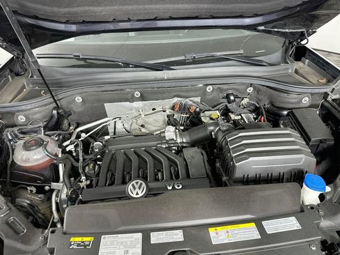 Used 2022 Volkswagen Atlas Cross Sport SE AWD/4WD image 30