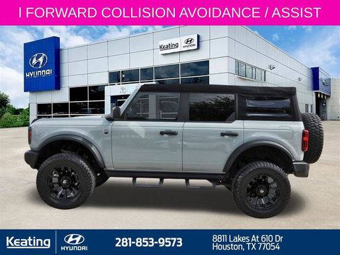 Used 2023 Ford Bronco Big Bend w/ Sasquatch Package image 8
