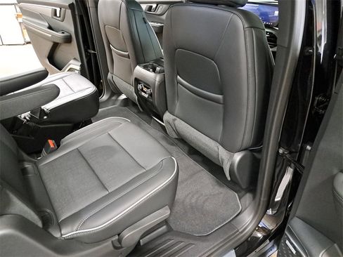 New 2026 Buick Enclave Preferred image 11