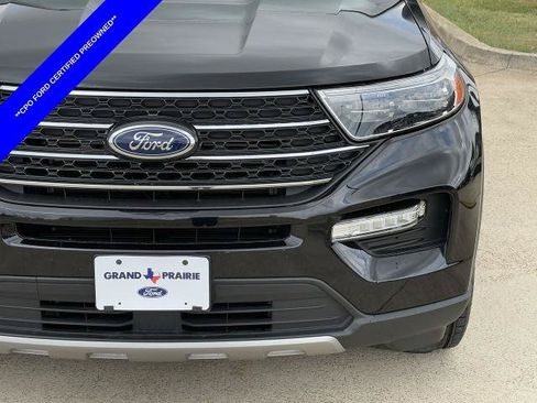 Certified 2022 Ford Explorer XLT w/ Equipment Group 202A RWD image 10