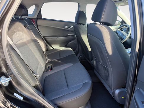 Certified 2023 Hyundai Kona SE image 18