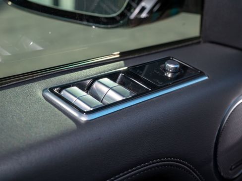 Used 2022 Land Rover Range Rover Westminster Edition image 35