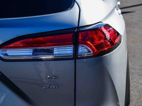 Certified 2023 Toyota Corolla Cross LE image 8