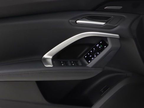 New 2025 Audi Q5 Premium Plus image 11