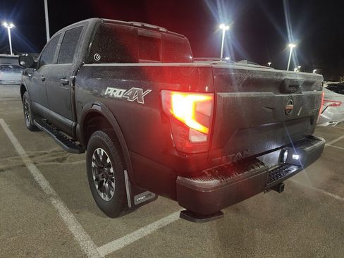 Used 2021 Nissan Titan PRO-4X w/ Pro-4x Utility Package image 4