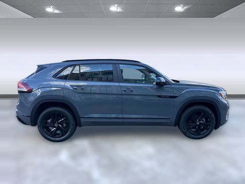 New 2026 Volkswagen Atlas Cross Sport SEL R-Line image 7