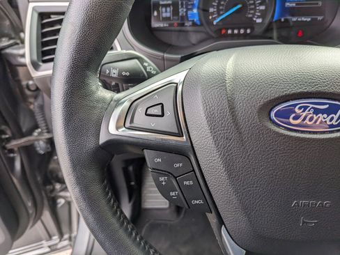 Certified 2023 Ford Edge SEL w/ Convenience Package image 29