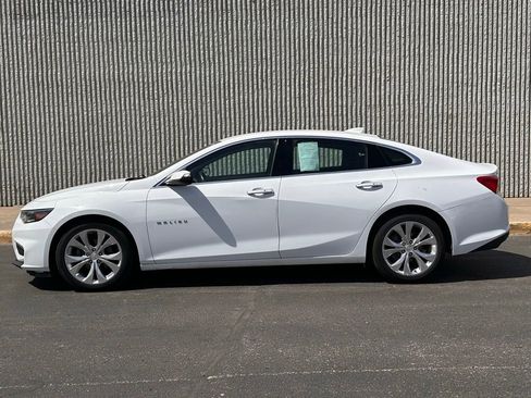 Used 2017 Chevrolet Malibu Premier w/ Driver Confidence Package FWD image 2