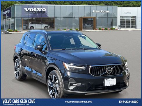 Certified 2025 Volvo XC40 B5 Plus w/ Climate Package image 1