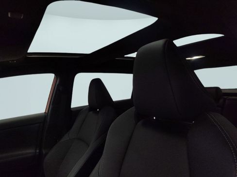 Used 2023 Toyota bZ4X XLE w/ Weather Package image 15