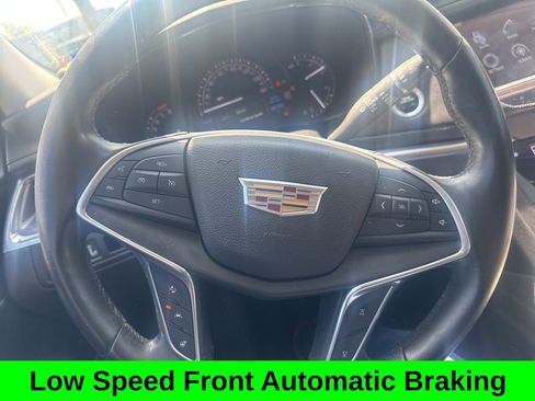 Used 2017 Cadillac XT5 Luxury w/ Driver Awareness Package image 11