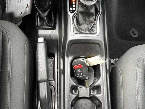Used 2018 Jeep Wrangler Unlimited Sport S AWD/4WD image 19