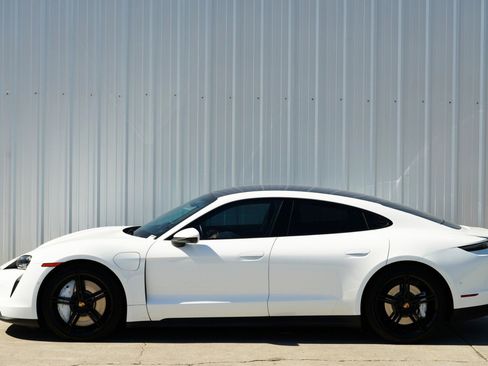 Used 2020 Porsche Taycan 4S w/ Premium Package image 54