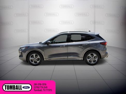 Used 2023 Ford Escape ST-Line w/ Tech Pack #1 FWD image 5