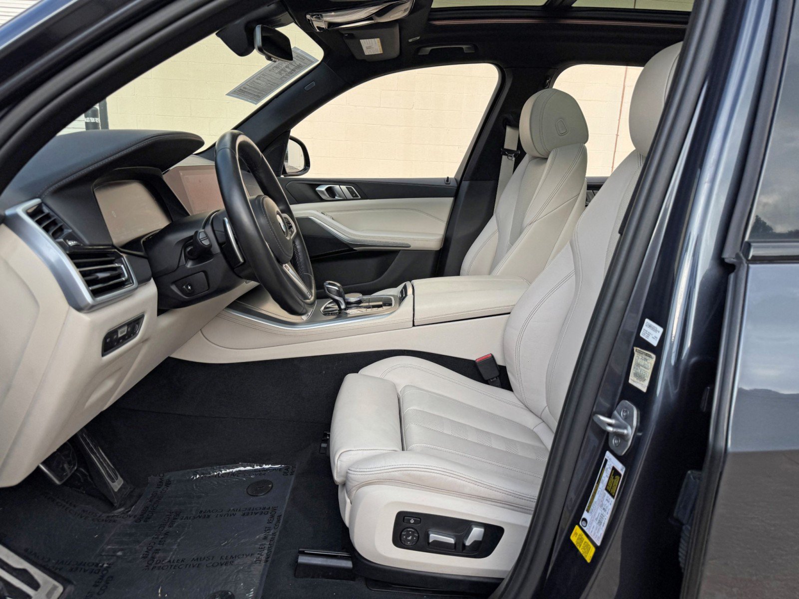 Used 2021 BMW X5 sDrive40i w/ M Sport Package RWD image 17