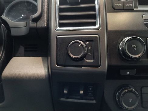 Used 2018 Ford F250 XLT image 23