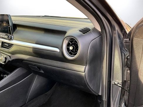 Used 2024 Kia Forte LXS image 18