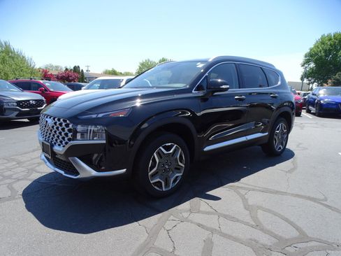 Used 2023 Hyundai Santa Fe SEL Convenience image 2
