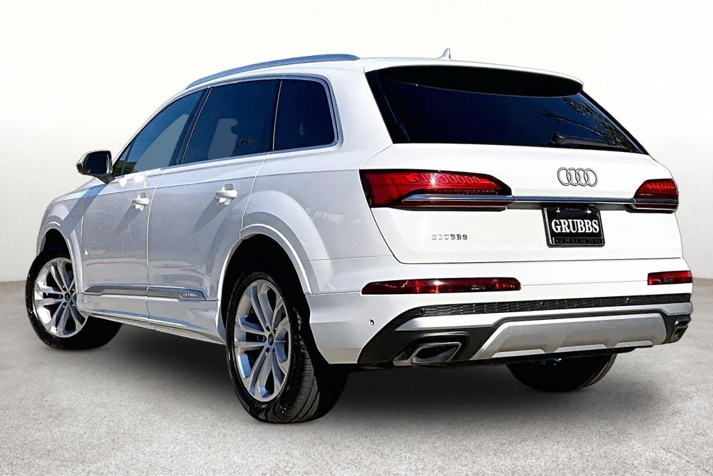 Used 2025 Audi Q7 3.0T Premium Plus AWD/4WD image 16
