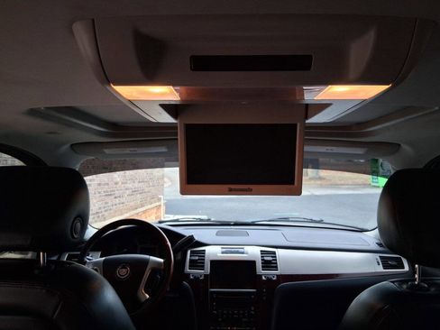 Used 2008 Cadillac Escalade 2WD image 13