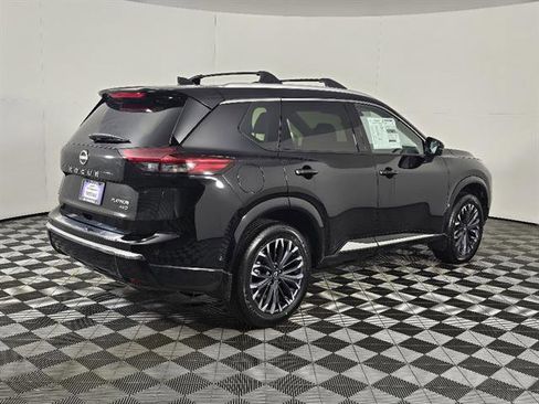 New 2026 Nissan Rogue Platinum w/ Platinum Premium Package image 3