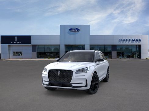 New 2026 Lincoln Corsair Reserve w/ Jet Appearance Package image 2