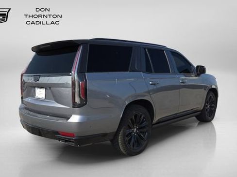 Used 2021 Cadillac Escalade Sport w/ Driver Assist Tech Package AWD/4WD image 5