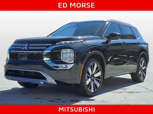 Used 2026 Mitsubishi Outlander SEL FWD image 1