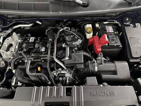 New 2025 Nissan Kicks SV w/ Illumination Package image 11