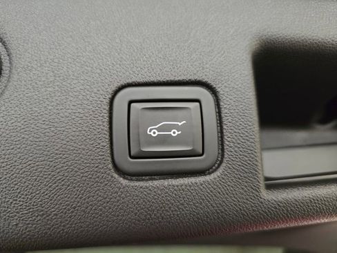 Used 2024 Chevrolet Equinox RS AWD/4WD image 33