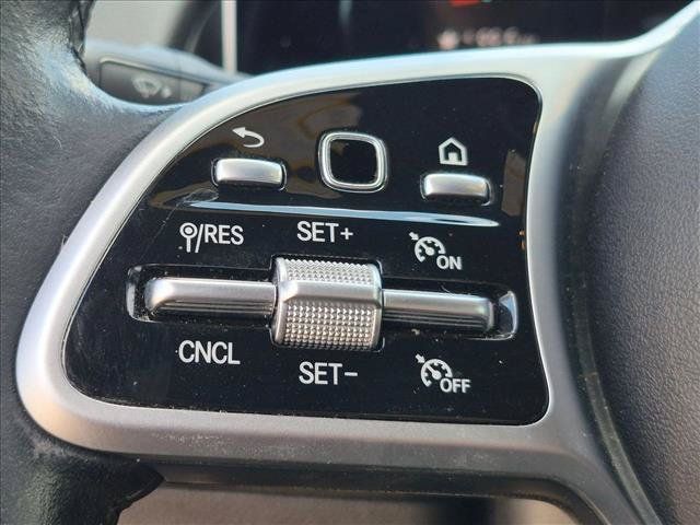 Used 2021 Mercedes-Benz GLB 250 4MATIC image 15