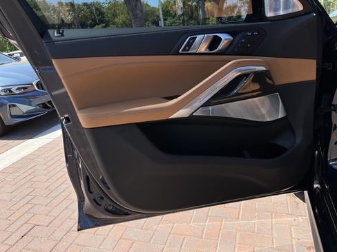 Used 2026 BMW X6 M60i image 14