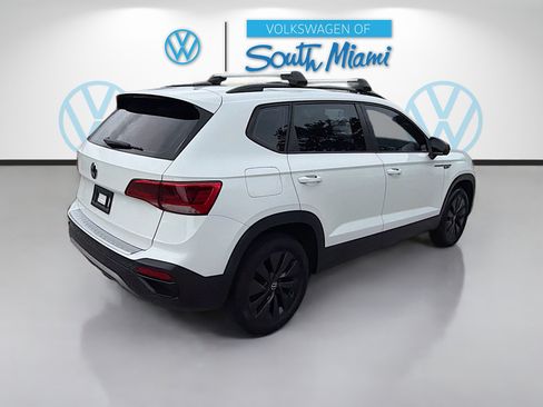 Certified 2022 Volkswagen Taos S FWD image 7