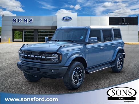 New 2025 Ford Bronco Outer Banks image 1