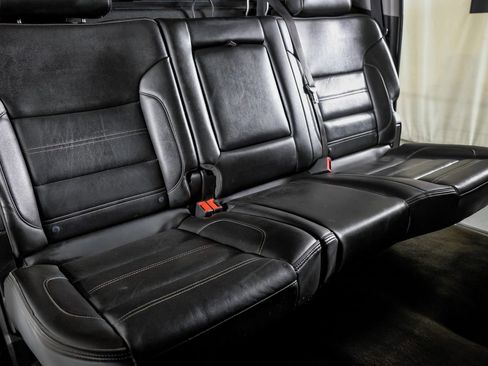 Used 2018 GMC Sierra 3500 Denali w/ Duramax Plus Package image 31