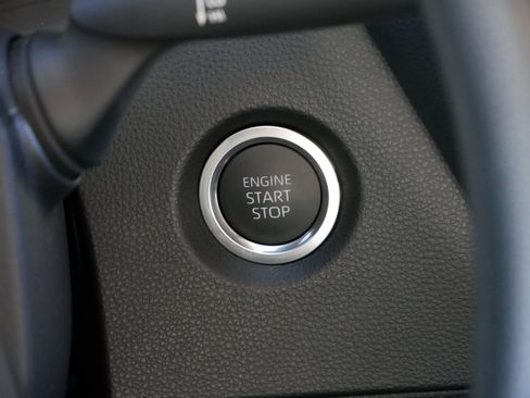 Certified 2025 Toyota Corolla LE image 28