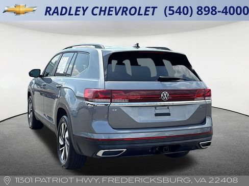 Used 2025 Volkswagen Atlas SE AWD/4WD image 18