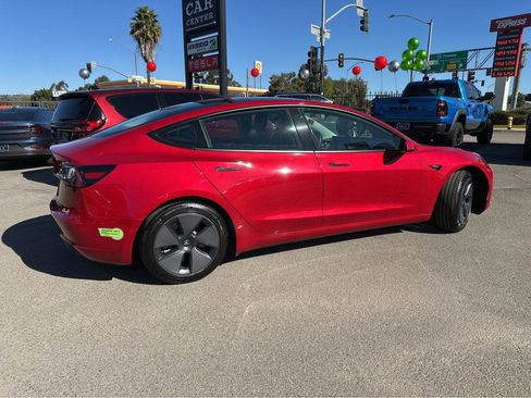 Used 2021 Tesla Model 3 Standard Range Plus image 13