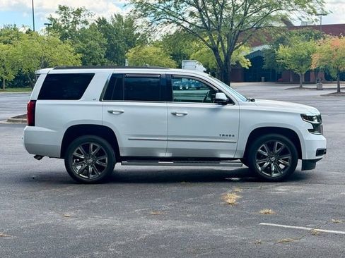 Used 2019 Chevrolet Tahoe LT w/ LT Signature Package RWD image 9