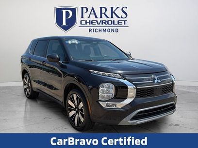 Used 2025 Mitsubishi Outlander SE