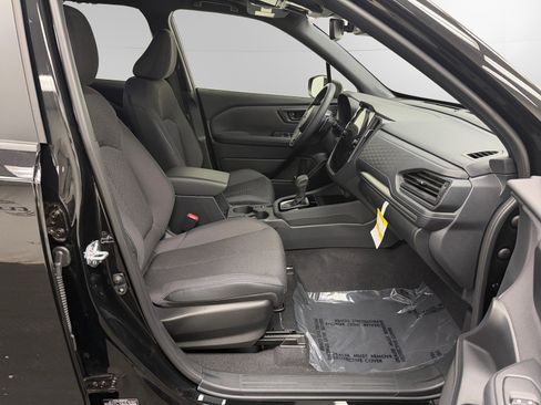 Used 2025 Subaru Forester Premium image 15