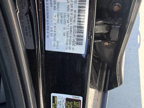 Used 2015 MAZDA MAZDA3 i Sport FWD image 29