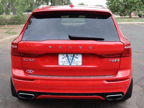 Used 2018 Volvo XC60 T8 R-Design w/ Convenience Package AWD/4WD image 6